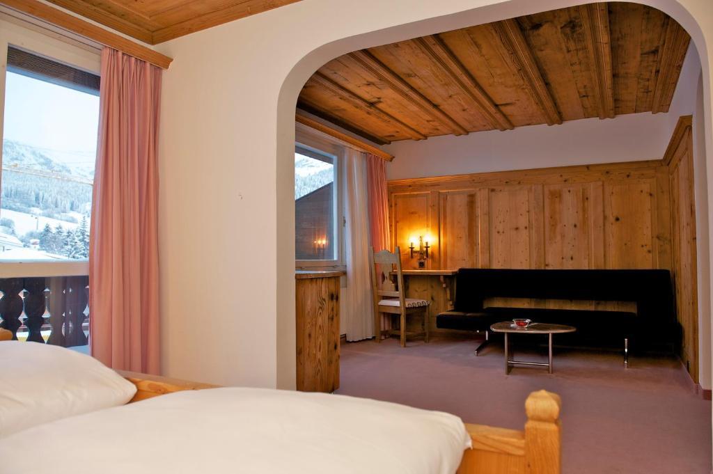 Hotel Restaurant Chesa Flims Zewnętrze zdjęcie