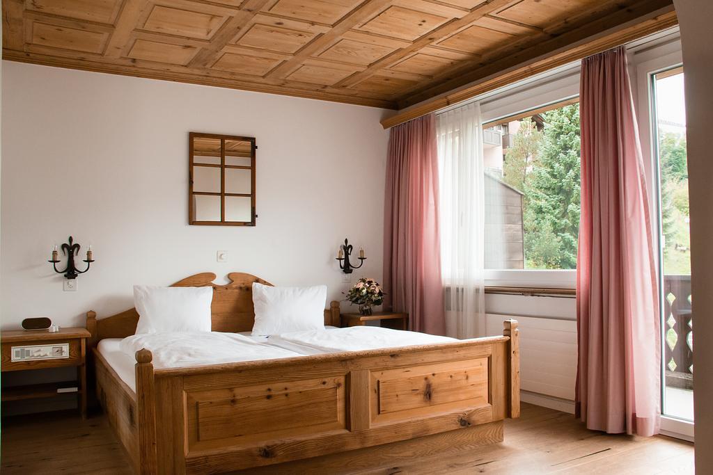 Hotel Restaurant Chesa Flims Zewnętrze zdjęcie