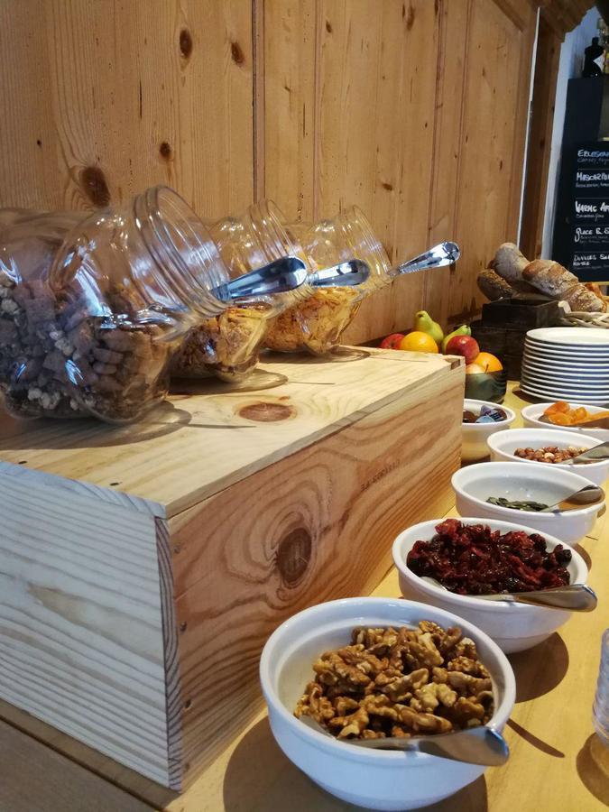 Hotel Restaurant Chesa Flims Zewnętrze zdjęcie