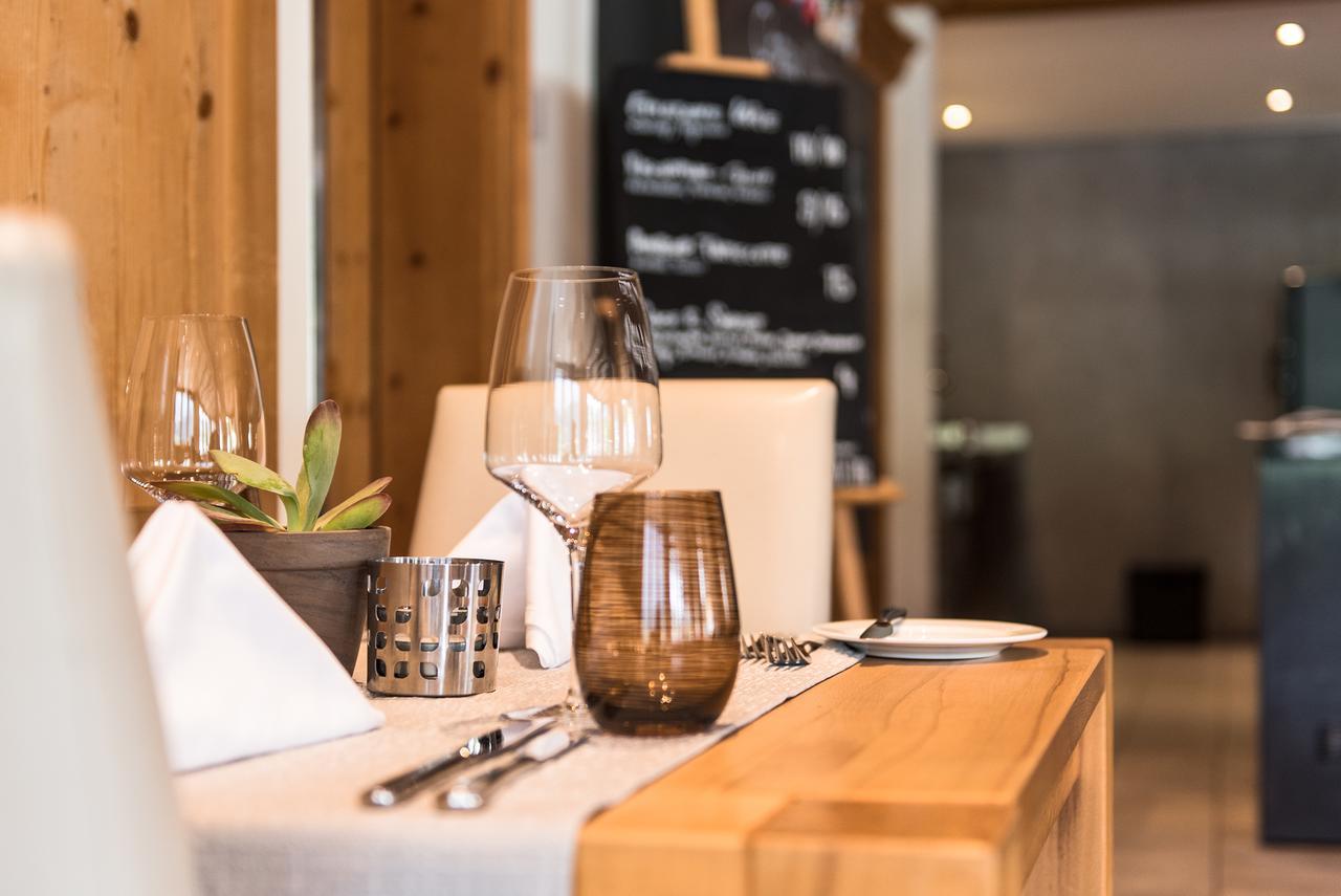 Hotel Restaurant Chesa Flims Zewnętrze zdjęcie