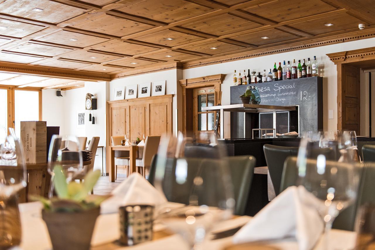 Hotel Restaurant Chesa Flims Zewnętrze zdjęcie